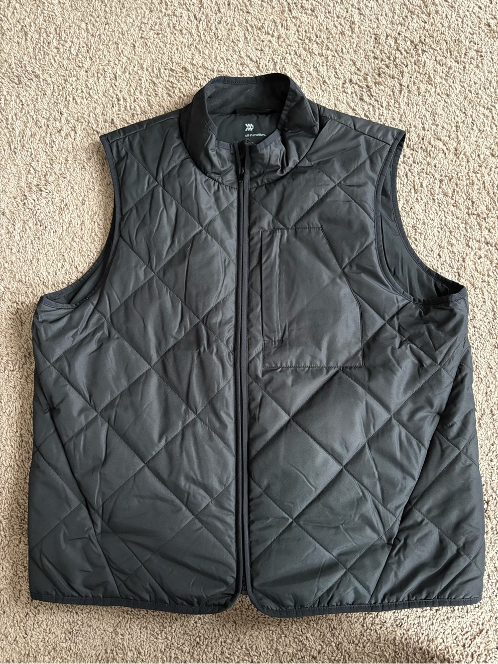 Men’s all in motion quilted vest